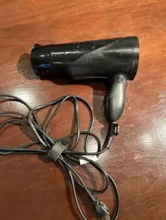 Item thumbnail for item ae827e5d-1bec-4880-b576-327a2466f9d3