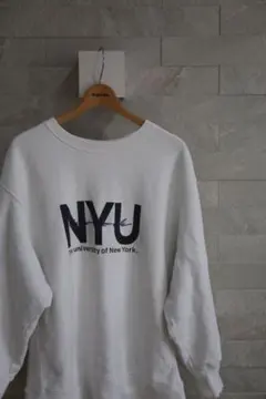 NYU ニューヨーク大学　ホワイト　スウェット