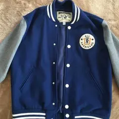 希少★True Religion★スタジャン レッド/ホワイト 希少☆True Religion☆スタジャン レッド/ホワイト ジャケット
