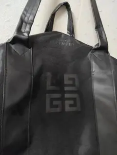 新品　GIVENCHY　コスメティック 大容量ドラム缶ボストンバッグ 新品 GIVENCHY コスメティック 大容量ドラム缶ボストンバッグ