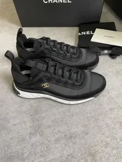 シャネルスニーカー 定番美品36