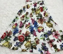 新品　フレアスカート　リミットレスラグジュアリー　花柄　ロング　高級感　美品　Ｓ