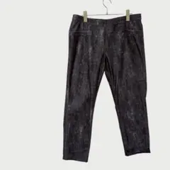 スリムフィットデニムパンツ 黒系 ポケットなし ベルトループ付 t4715