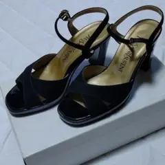 YVES SAINT LAURENT サンダル