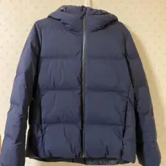 ユニクロ シームレスダウンパーカ