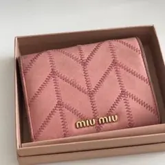 miumiu ミュウミュウ 財布 ピンク 折りたたみ
