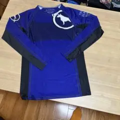 ブルテリア　ロングスリーブラッシュガード　　Lサイズ