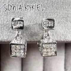 Item thumbnail for item b136d93b-46fa-4376-84ed-294b2b83a4f3