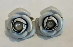 グレーの薔薇イヤリング ヴィンテージ
