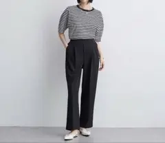 タックワイドパンツ