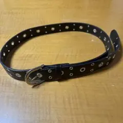 【値引き】スタッズ付き黒合成皮革ベルト