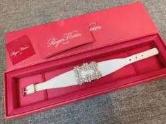 ロジェヴィヴィエ フラワーストラス バックル ブレスレット