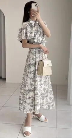 GRL ボウタイ花柄リボンフレアワンピース