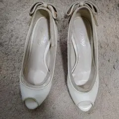 オープントゥパンプス