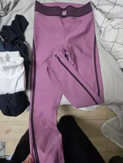 Item thumbnail for item ae250015-1ff6-4c7d-8a80-1ec0b9e284fb