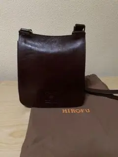 HIROFU ショルダーバック(ななめかけ)Hロゴブラウン