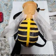 蜂デザイン ぬいぐるみリュック
