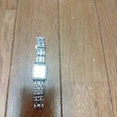 ジャンク品　シルバー スクエアフェイス 時計