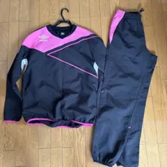 umbro ピステ上下 黒・ピンク