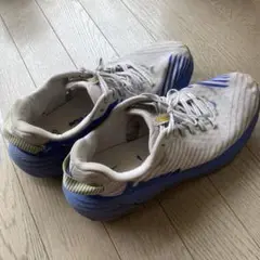 ホカ　オネオネ　ランニングシューズ　27センチ
