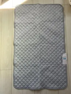 ひんやり敷きパッド70×120 新品未使用