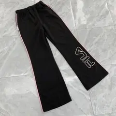 FILA キッズパンツ ブラック ロゴ サイドライン ポケット付き 130
