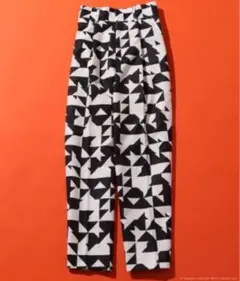 JEANASIS ハイウエストテーパードパンツ