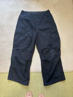 GU ブラック カーゴパンツ　スーパーワイドカーゴパンツ　長ズボン　訳あり