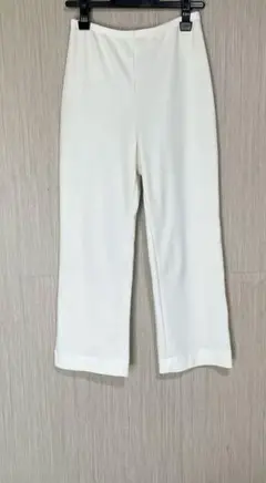 ストレートパンツ　ホワイト F 美品 有木 (株)