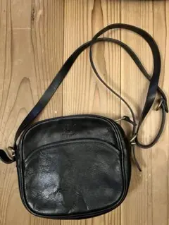 レザー ブラック ショルダーバッグ