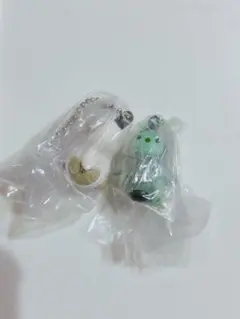 LOVOT らぼっと　カプセルスイングマスコット　ガチャガチャ白.緑