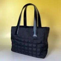 chanel 美品 希少 黒 PM ニュートラベルライン ハンドバッグ シャネル