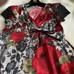 ❤️FAS❤️バラ柄フリルワンピース　T2サイズ