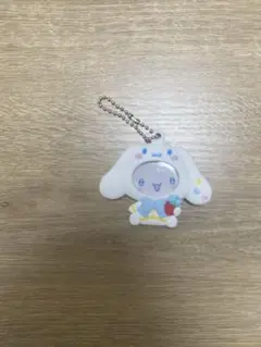 シナモロール　サンリオ　シナモン　キーホルダー　フォトバッチ付き