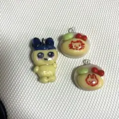 オムライス　たまごっち　樹脂粘土　チャーム　パーツ　手作り　平成
