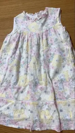 petit main フラワープリント ノースリーブワンピース