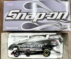 ミニカー　ファニーカー　ドラッグレース 1/24サイズ　モパー　MOPAR ミニカー ファニーカー ドラッグレース 1/24サイズ モパー MOPAR