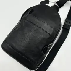 美品✨ コーチ ボディバッグ スリングバッグ シボ革 ブラック ロゴ 斜め掛け