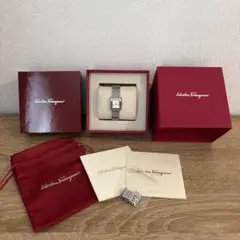 正規品 稼働 Salvatore Ferragamo アナログ腕時計 シルバー