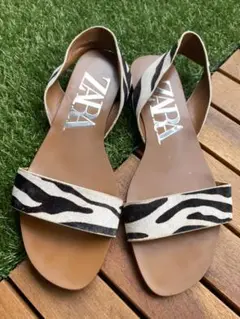 ZARA ハラコサンダル