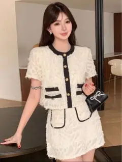 アイボリー フリンジ セットアップ 韓国系 夏服 流行り 着痩せ 高見え