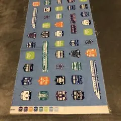 電車や新幹線柄　綿生地　ハギレ