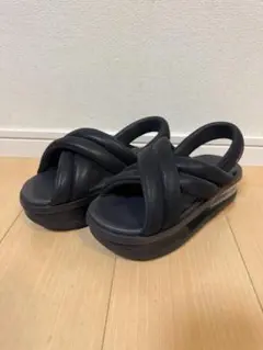 綺麗 NIKE ナイキ AIRMAX ISLA エアマックス アイラ 24㎝ 黒