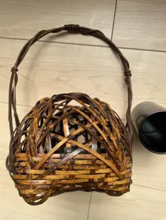 【希少品】古美術　在銘　作家　竹編手付花籠　　竹籠　高さ約55 竹細工　茶道具 希少品】古美術 在銘 作家 竹編手付花籠 竹籠 高さ約55 竹細工