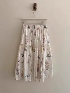 デート スイート Aライン ロングスカート 着痩せ効果 花柄 プリント 綺麗め