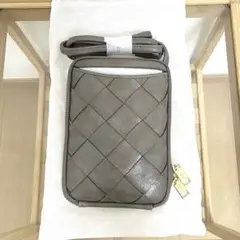 Pisoraro(ピソラロ) スマホポシェット　スマホショルダー