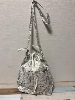 巾着バッグ　ショルダーバッグ