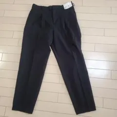 ☆新品、タグ付き☆UNIQLO　感動タックパンツ　XL　黒