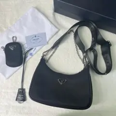 PRADA Re-Edition 2005 Re-Nylon ショルダーバッグ