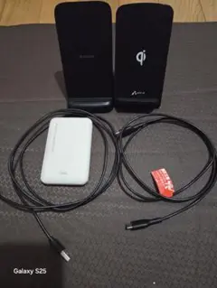 エレコム、エアージェイ ワイヤレス充電器　QI　他オマケ